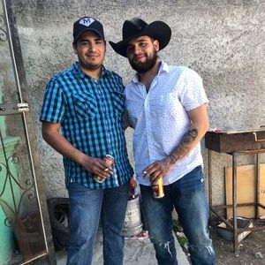 Meet your Posher, Adolfo